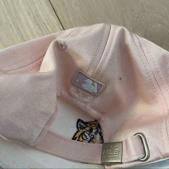 MLB Baseball Cap - Picture 5 of 5